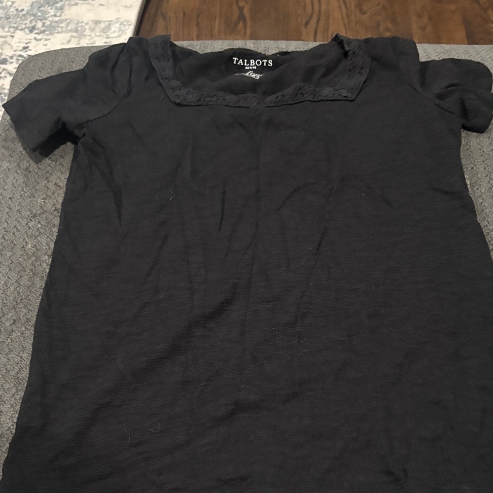 🟢10/$10 - Talbots Black Top
